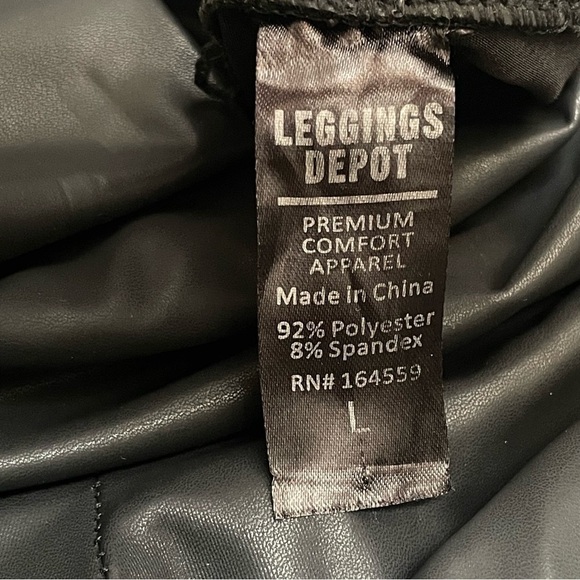 Leggings Depot Black Faux leather High Waist Leggings Size Large - Picture 6 of 6